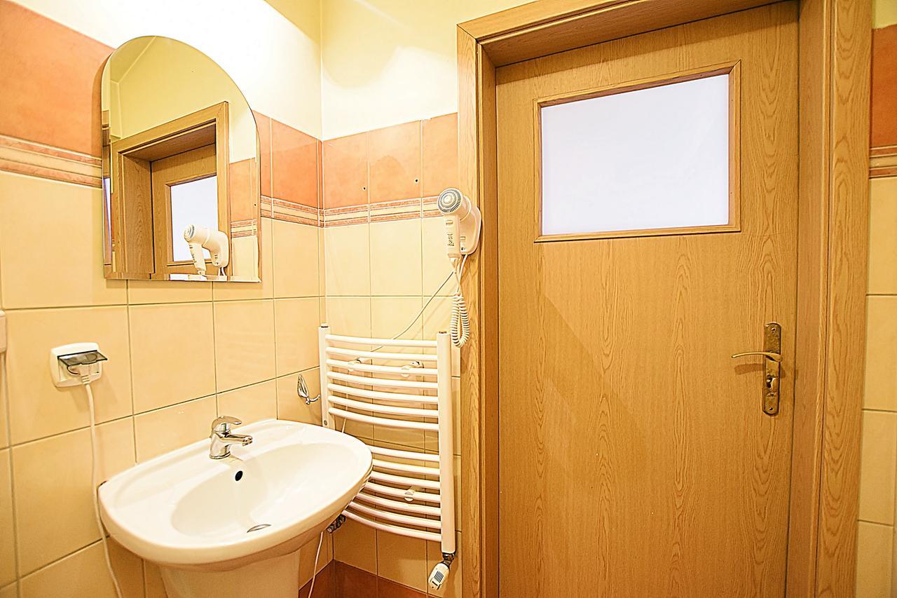 Vital Aparthotel Krakau Buitenkant foto